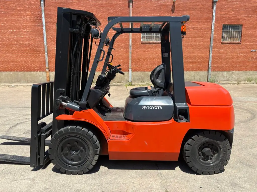 2013 Toyota 7FDU35 8000 1