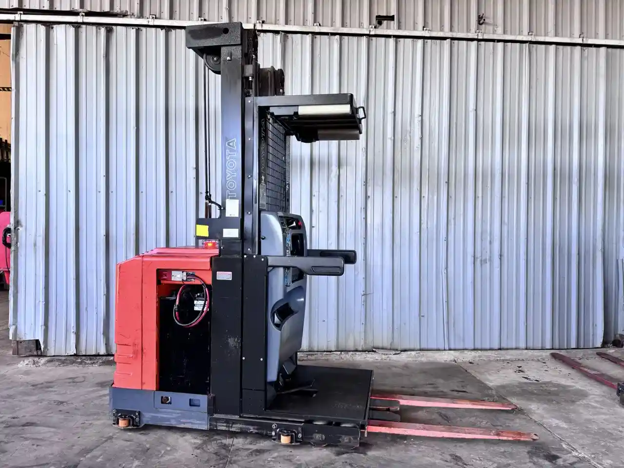 2014 Toyota Material Handling 6BPU15