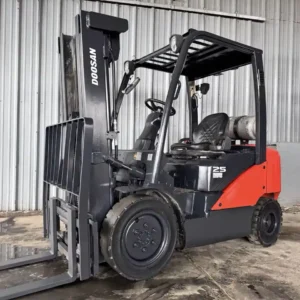 2017 Doosan Industrial Vehicle G25N-7