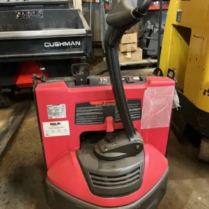 2019 Raymond 8210