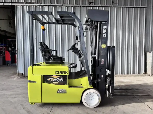 2016 CLARK TMX 20