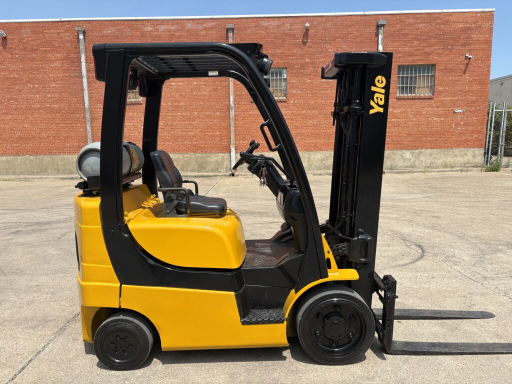 2013 Yale GLC050VX 5000# - Image 7