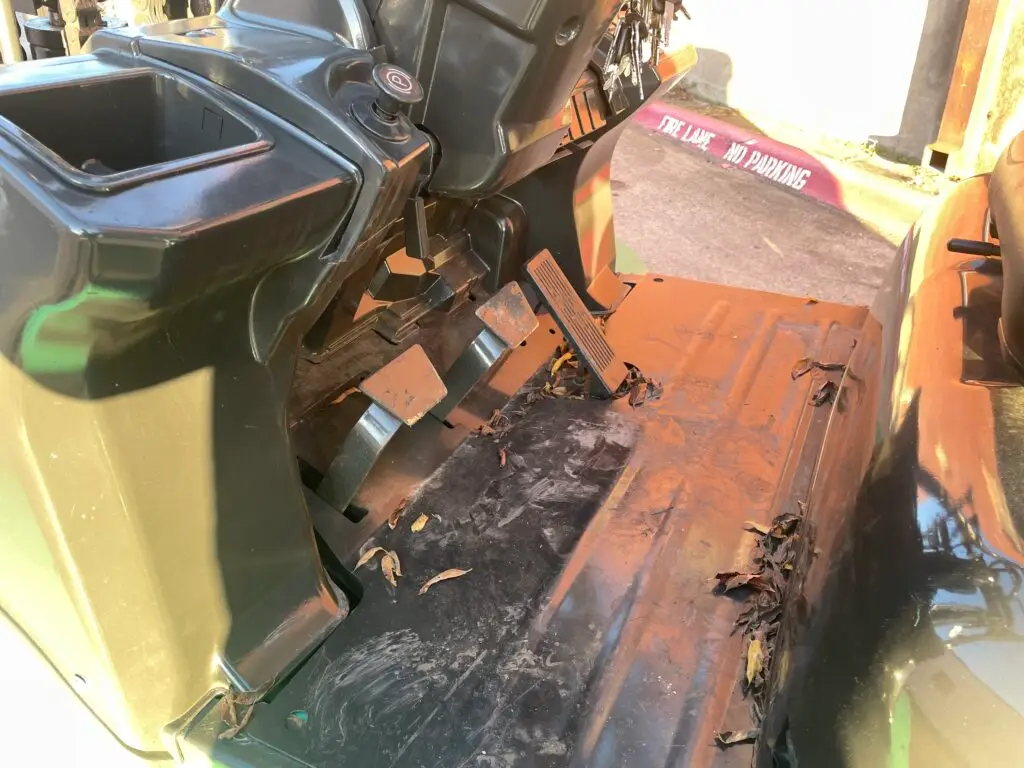 2015 Mitsubishi/Cat DP50N1 11,000# w/ Forks! - Image 2