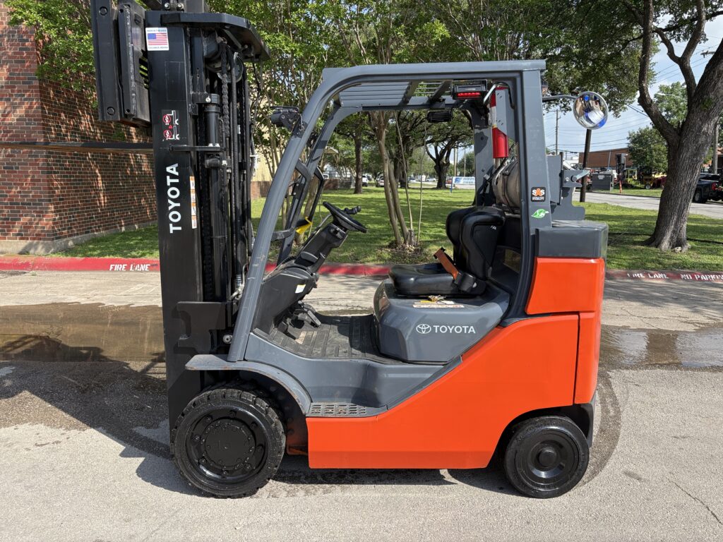 2017 Toyota 8FGC35U 8000# Box Car - Image 2