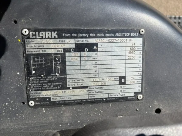 2019 Clark S25CL 5000# ONLY 3900 Hours - Image 9