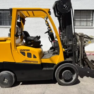 2019 Hyster S135FT 13,500# w/Paper Roll Clamp