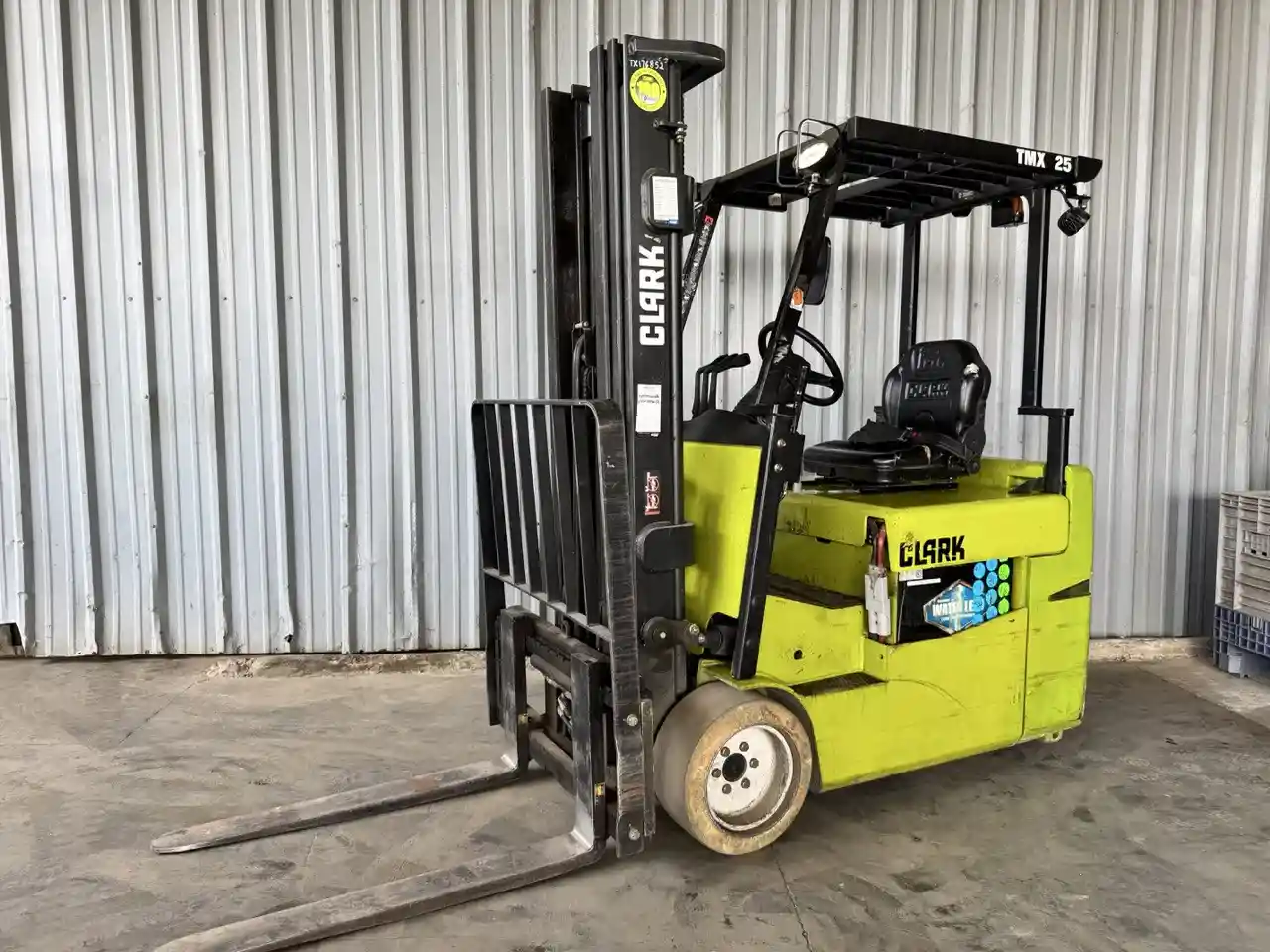 2016 CLARK TMX 25