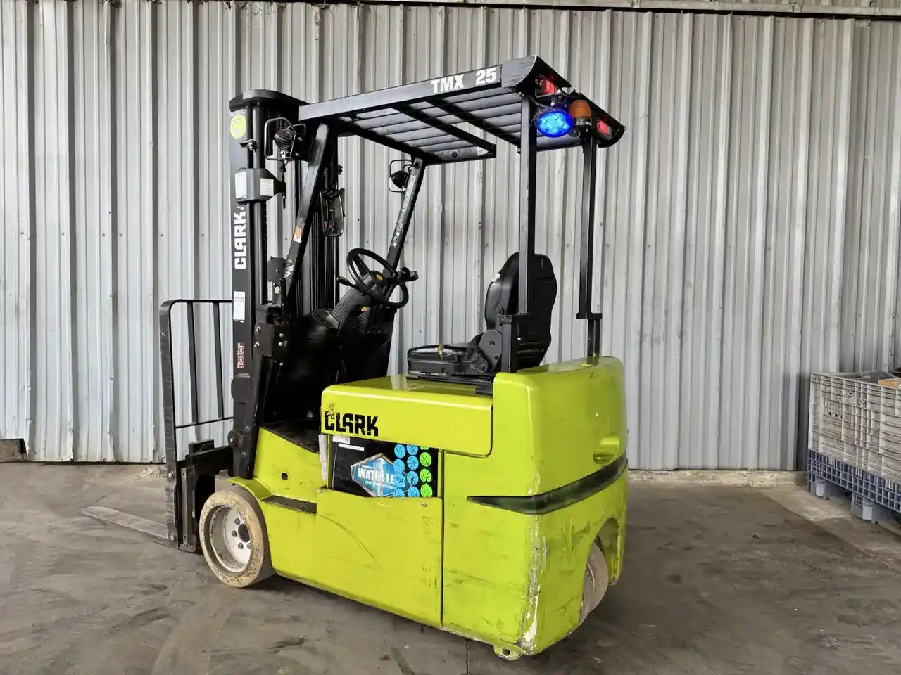 2016 CLARK TMX 25 - Image 2