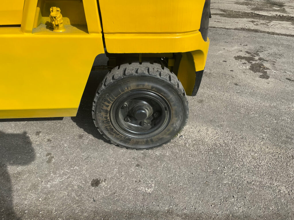 Caterpillar DP40K - Image 5