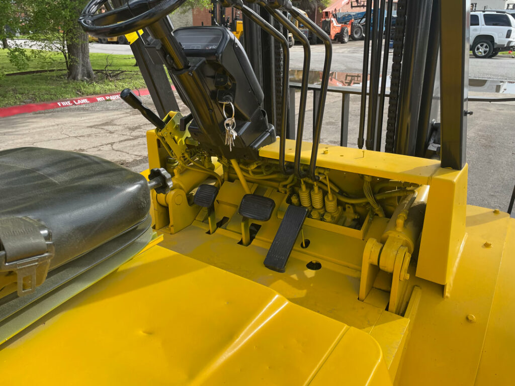 Caterpillar DP40K - Image 3