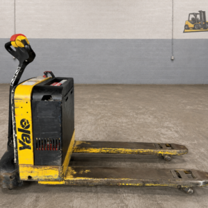 2011 YALE MPB040-EN24T2748