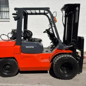 Toyota 7FGU35 8000# Dually