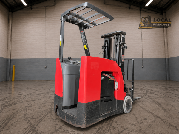 2016 Raymond 425-C40TT - Image 2