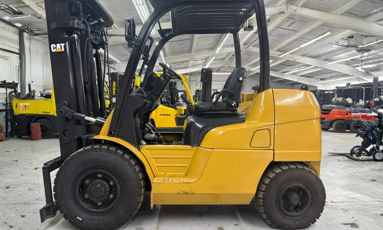 2020 Toyota 8FGC35U-BCS 8000# Very Low Hours!