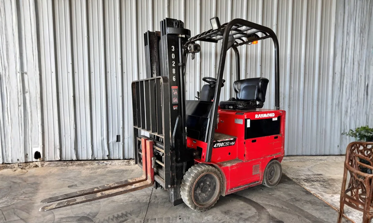 2010 Raymond 470 C50HM