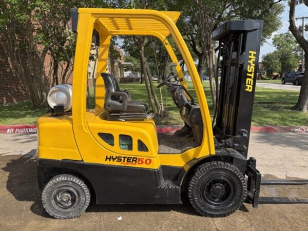 2019 Hyster H50FT ONLY 1900 Hours!