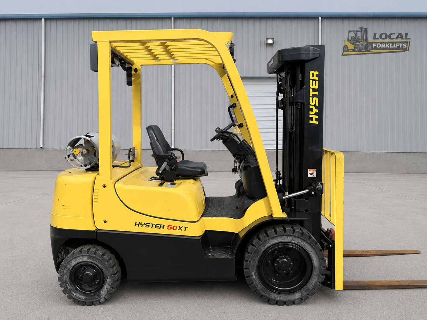 2022 Hyster H50XT 5000# ONLY 1400 Hours