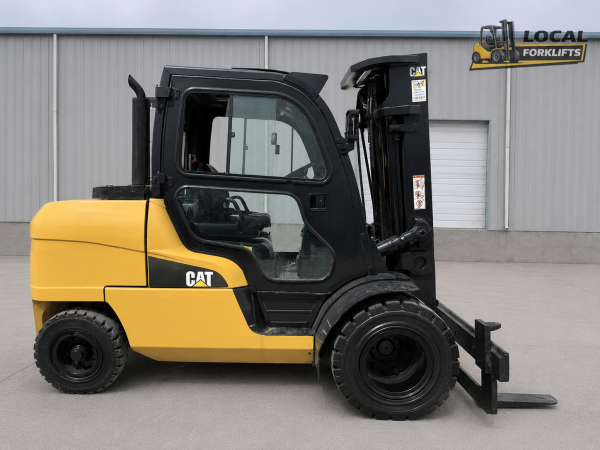 2017 Caterpillar DP55N1 12,000#