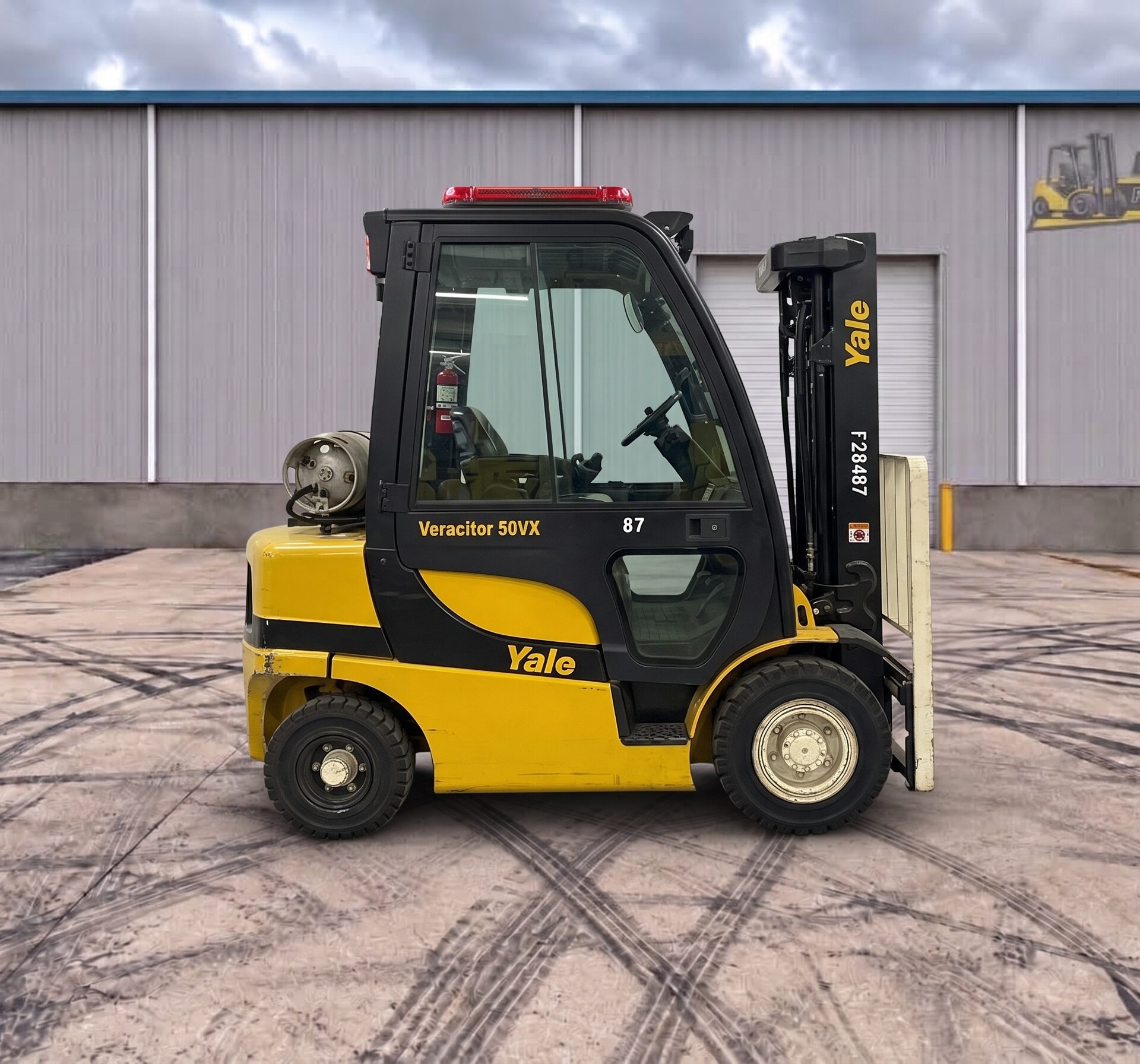 Yale GLP050VX 5000# ONLY 2700 Hours!