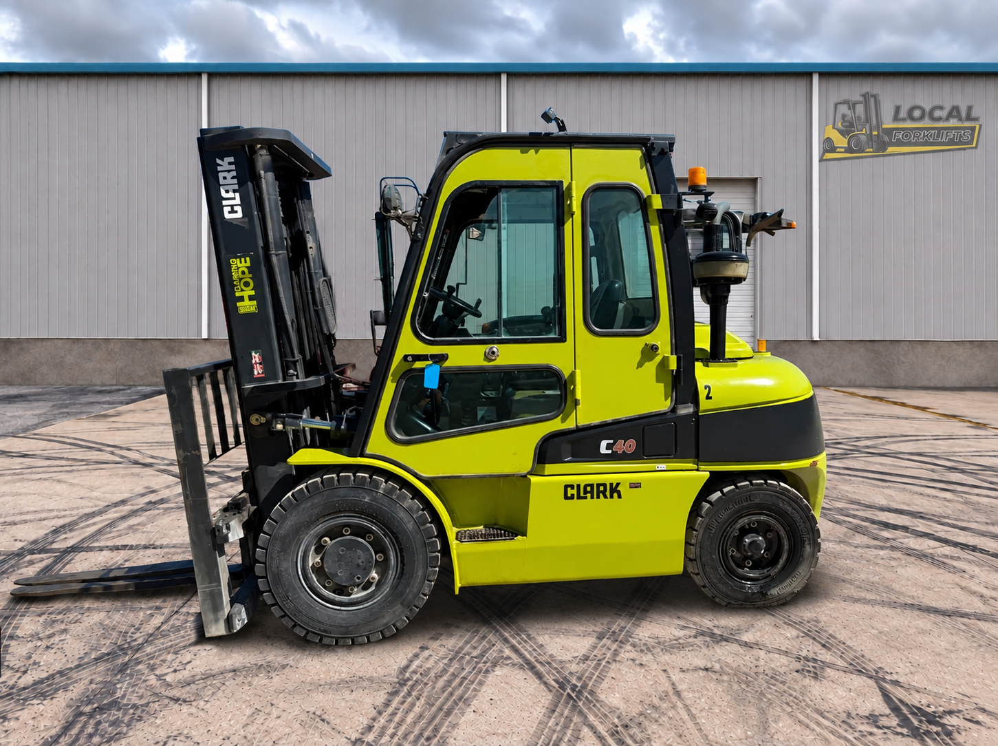 2021 Clark C40D 8000# Diesel ONLY 980 Hours!